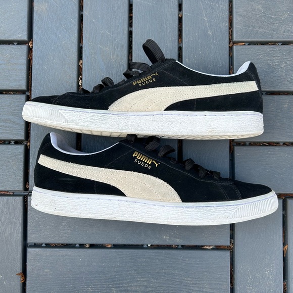 Classic men’s black & cream Puma Suedes size 12US - Picture 2 of 9